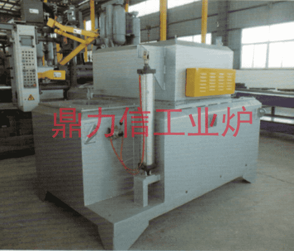池式電保溫爐